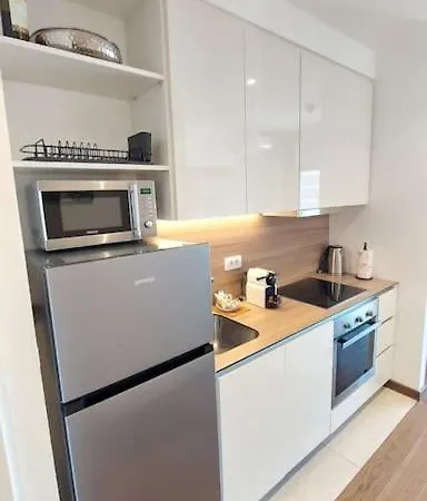 Bw View - Waterfront *