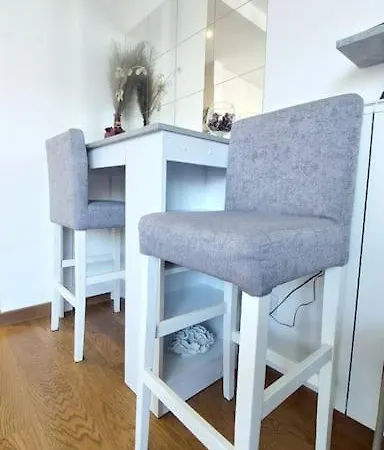 Bw View - Waterfront Apartment Belgrade